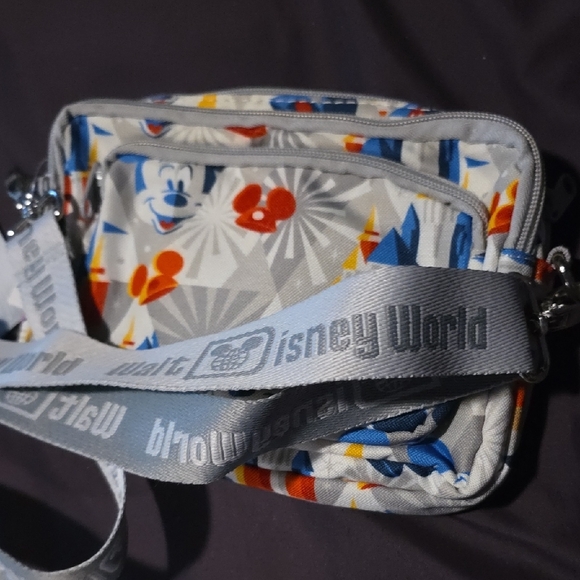 Walt Disney World Disney Parks Mickey Mouse Crossbody/Belt Bag - Picture 9 of 10